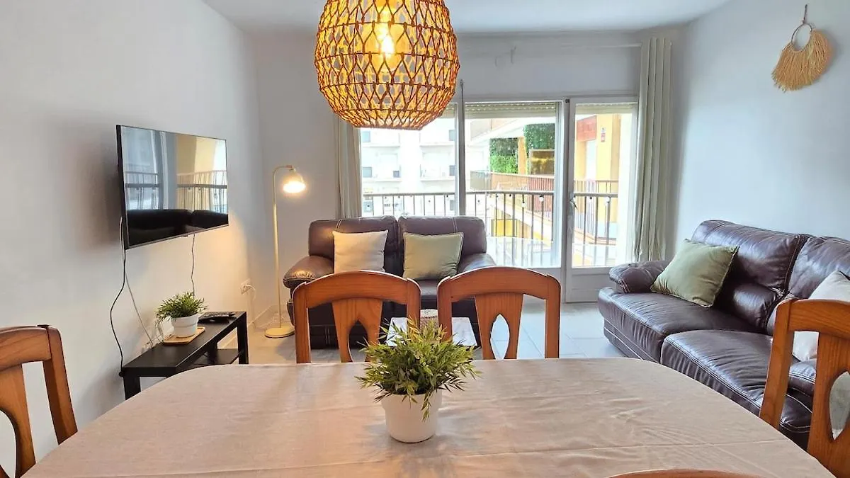Bright Apartment With Two Balconies And A Seaside Pool Blanes