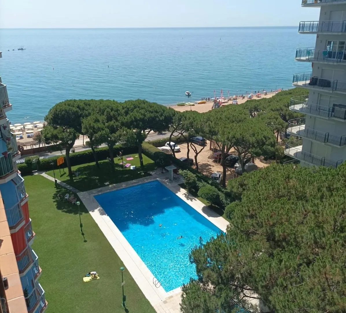 Bright Apartment With Two Balconies And A Seaside Pool Blanes