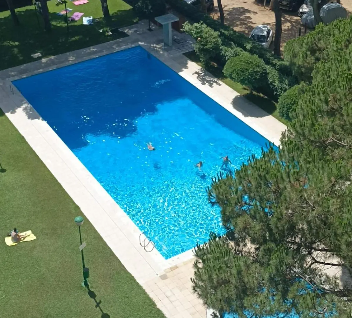 Bright Apartment With Two Balconies And A Seaside Pool Blanes 0*,